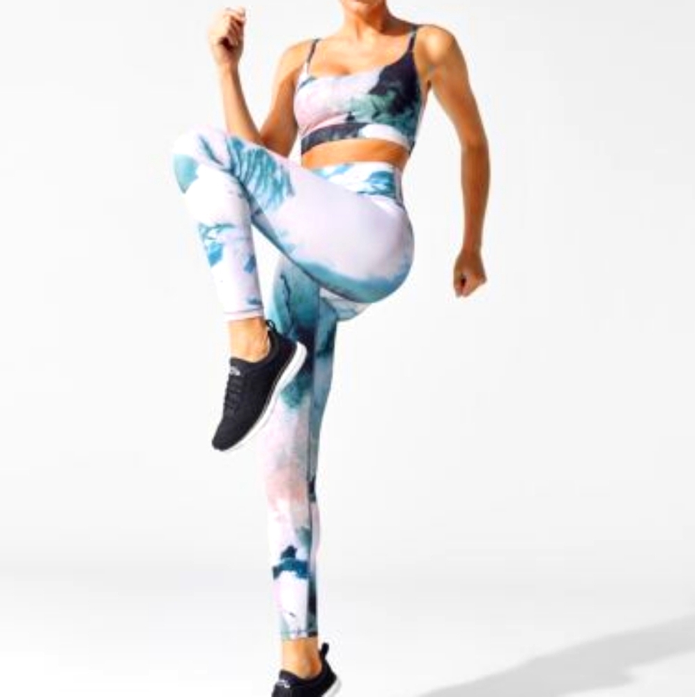 Carbon38 bra and leggings set